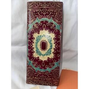 Vintage Leather Bridge Scoring Book with Intricate Design